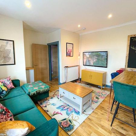 Lively & Energetic 2Br On The Royal Mile Apartamento Edimburgo Exterior foto