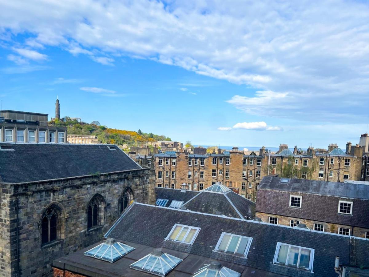 Lively & Energetic 2Br On The Royal Mile Apartamento Edimburgo Exterior foto